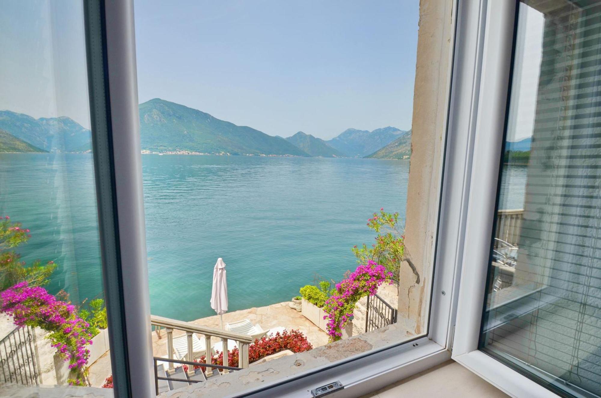 Apartments Mir I Dobro Kotor Exterior photo
