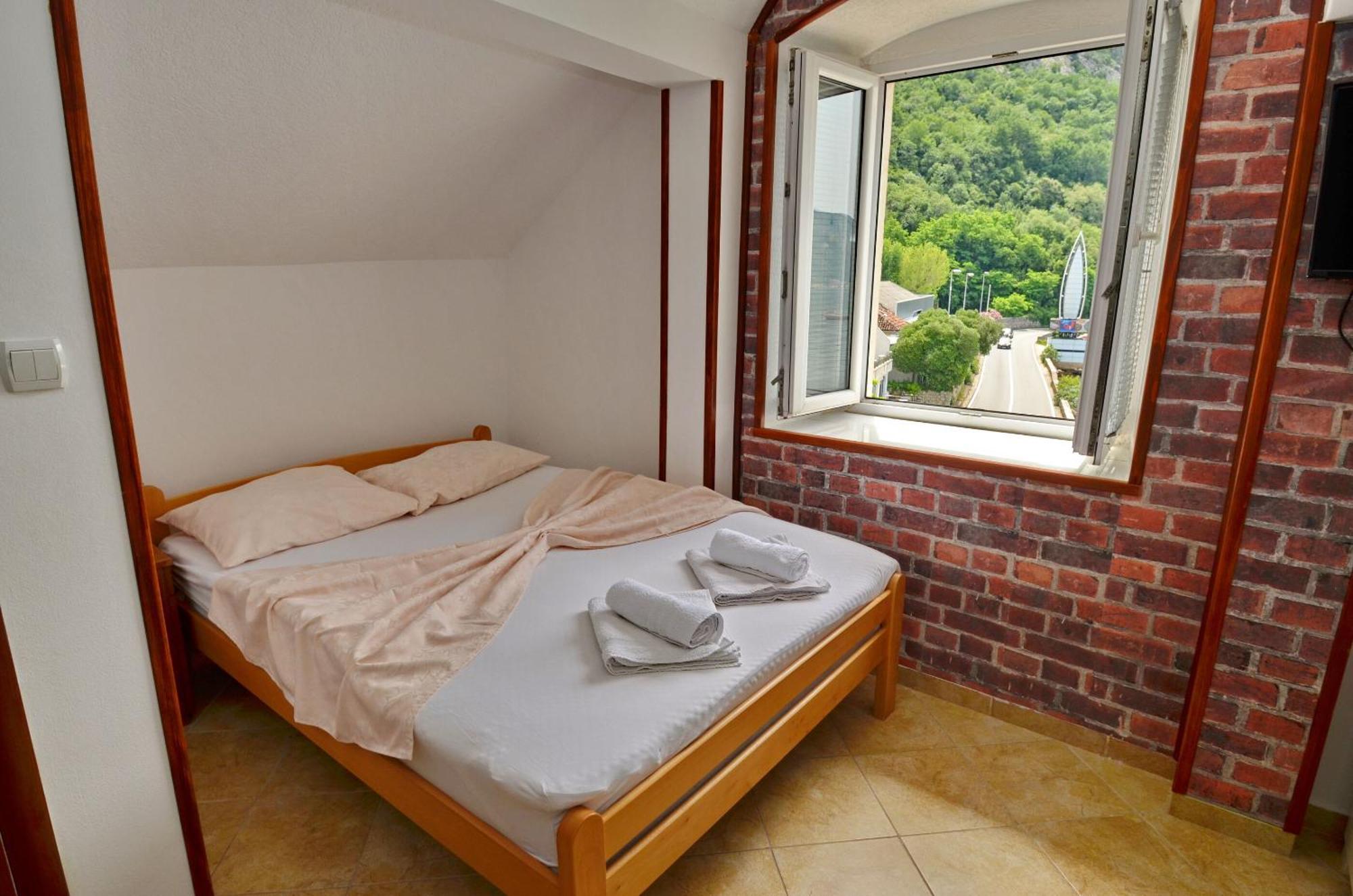 Apartments Mir I Dobro Kotor Exterior photo