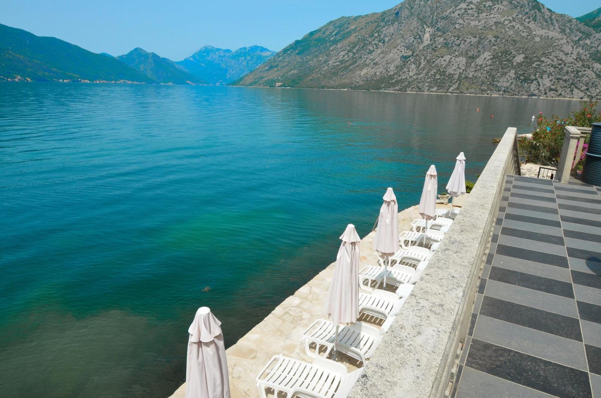 Apartments Mir I Dobro Kotor Exterior photo
