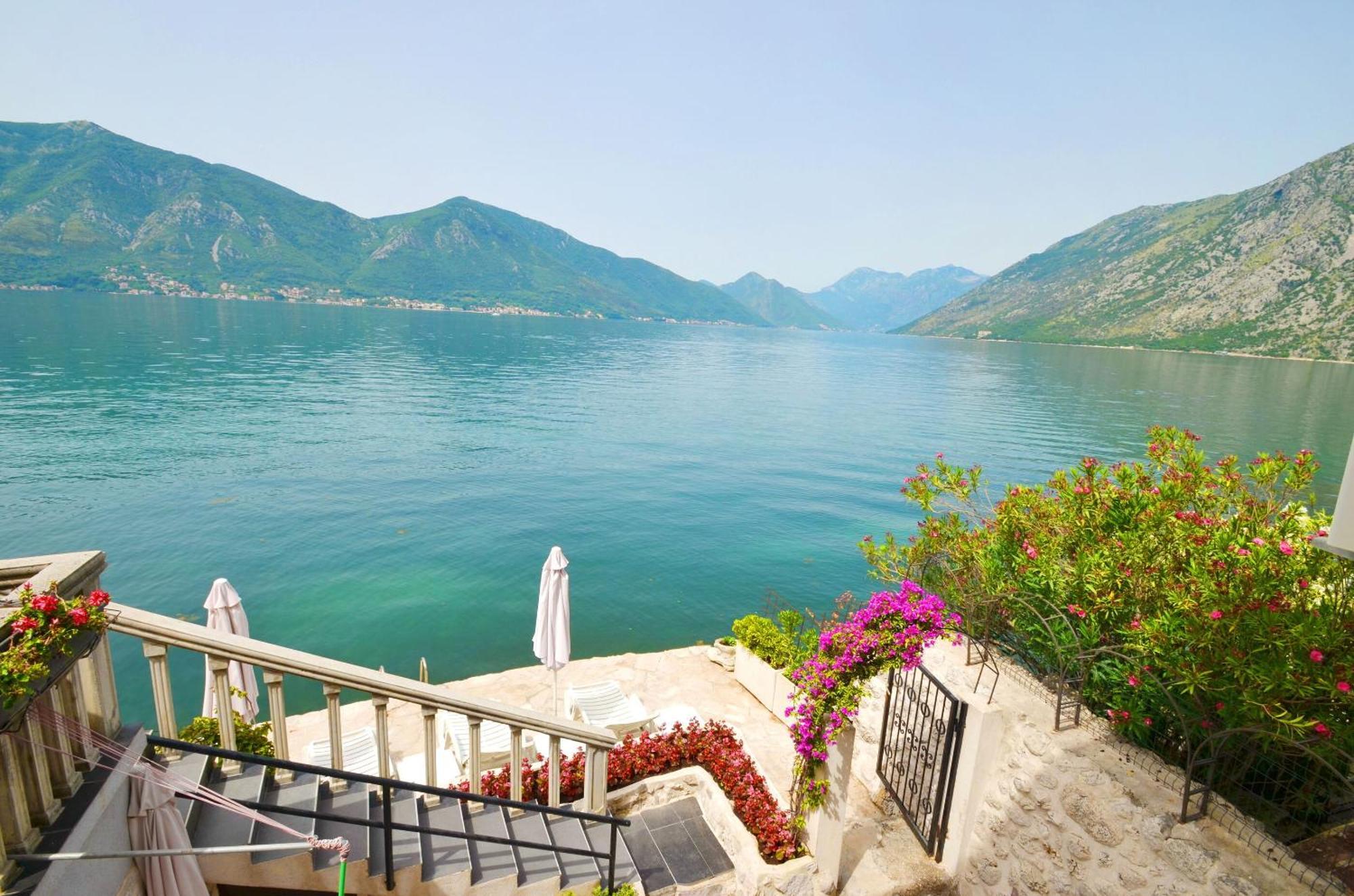 Apartments Mir I Dobro Kotor Exterior photo