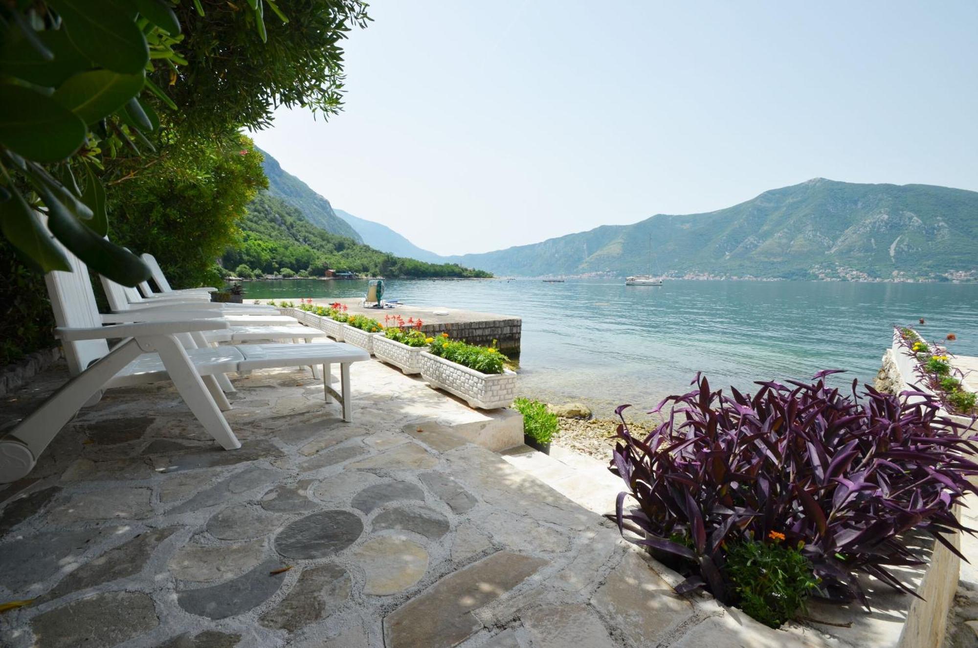 Apartments Mir I Dobro Kotor Exterior photo
