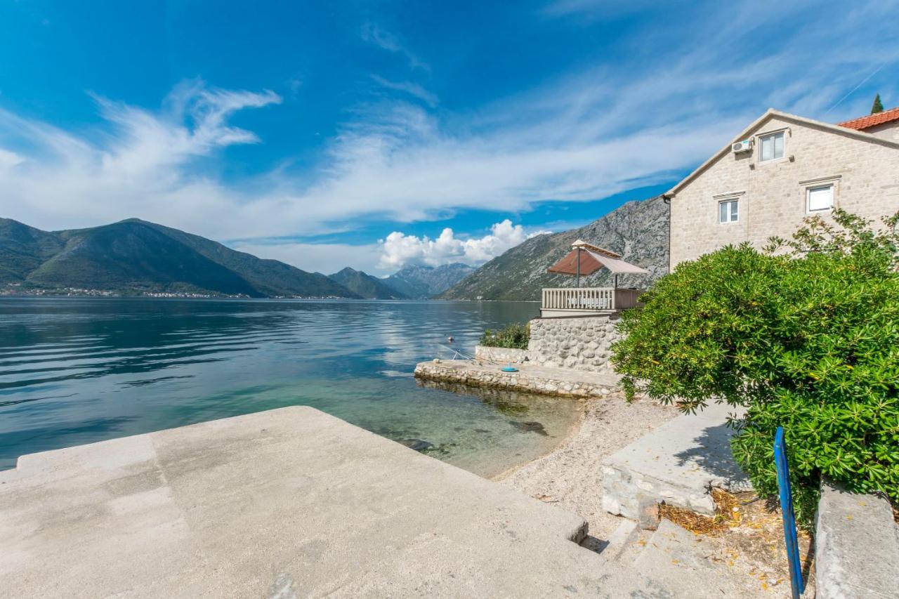 Apartments Mir I Dobro Kotor Exterior photo